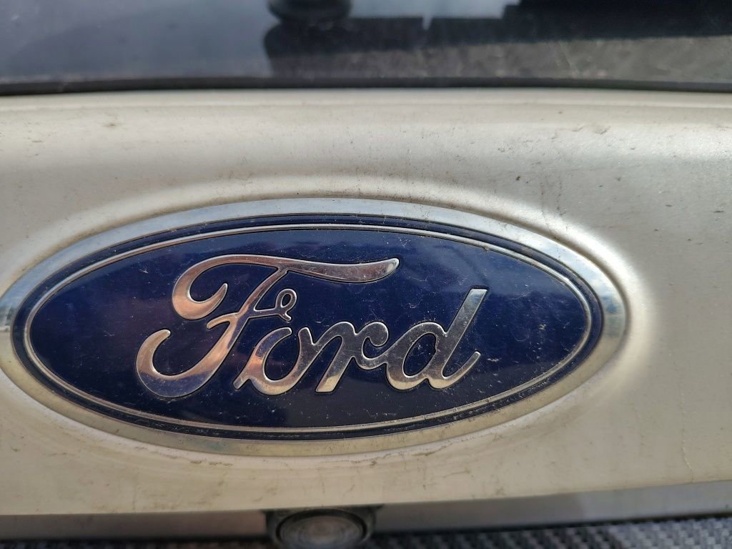Used 2019 Ford Escape Titanium w/ U9j03 - Titanium Tow Package AWD/4WD image 12