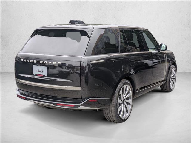 New 2026 Land Rover Range Rover Long Wheelbase SE image 2