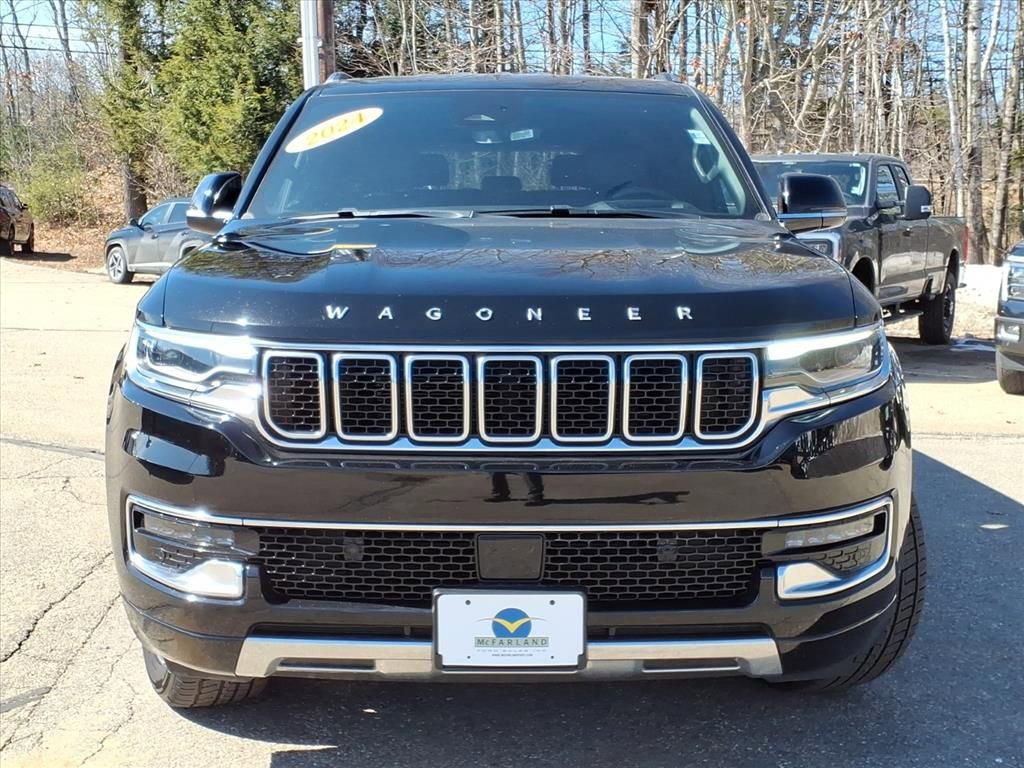 Used 2024 Jeep Wagoneer L Series III w/ Flexible Seating Group image 8