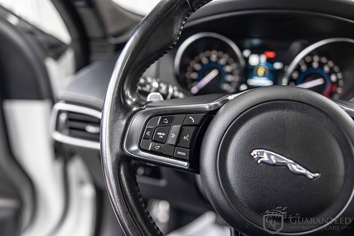 Used 2020 Jaguar F-PACE S AWD/4WD image 25