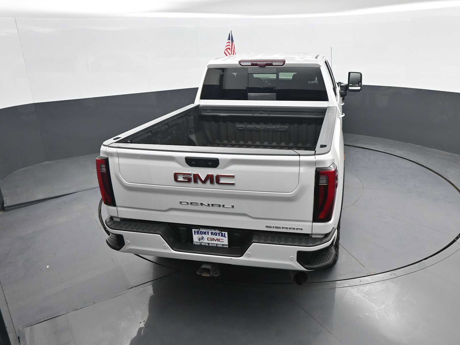 Used 2024 GMC Sierra 3500 Denali w/ Denali Reserve Package AWD/4WD image 33