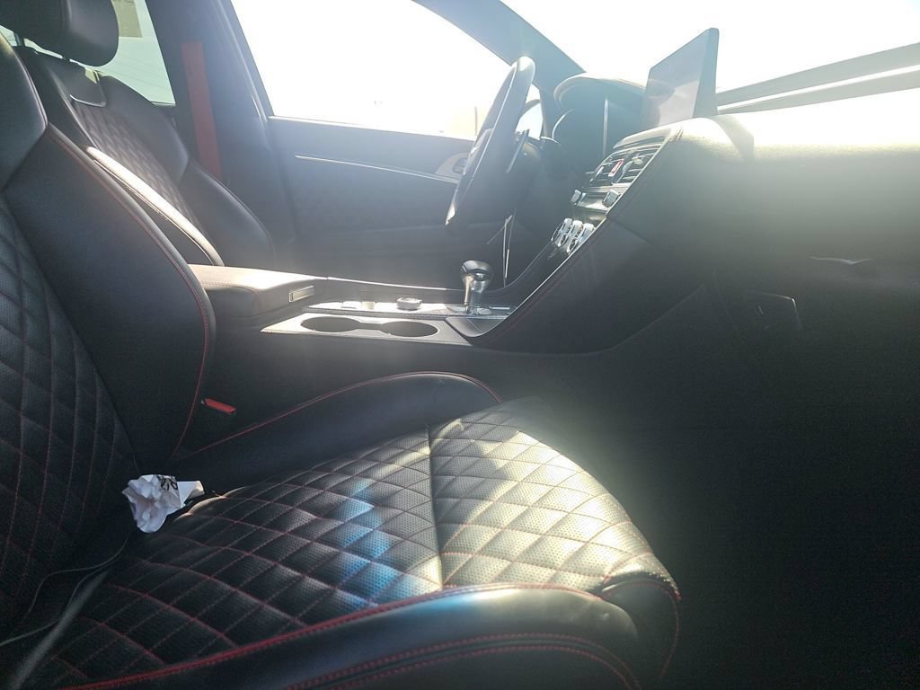 Used 2023 Genesis G70 3.3T w/ Sport Prestige Package RWD image 5