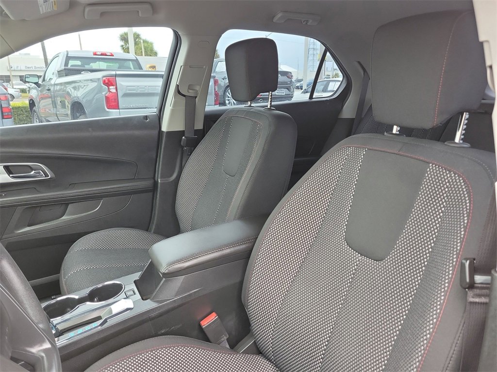 Used 2017 Chevrolet Equinox LS image 19