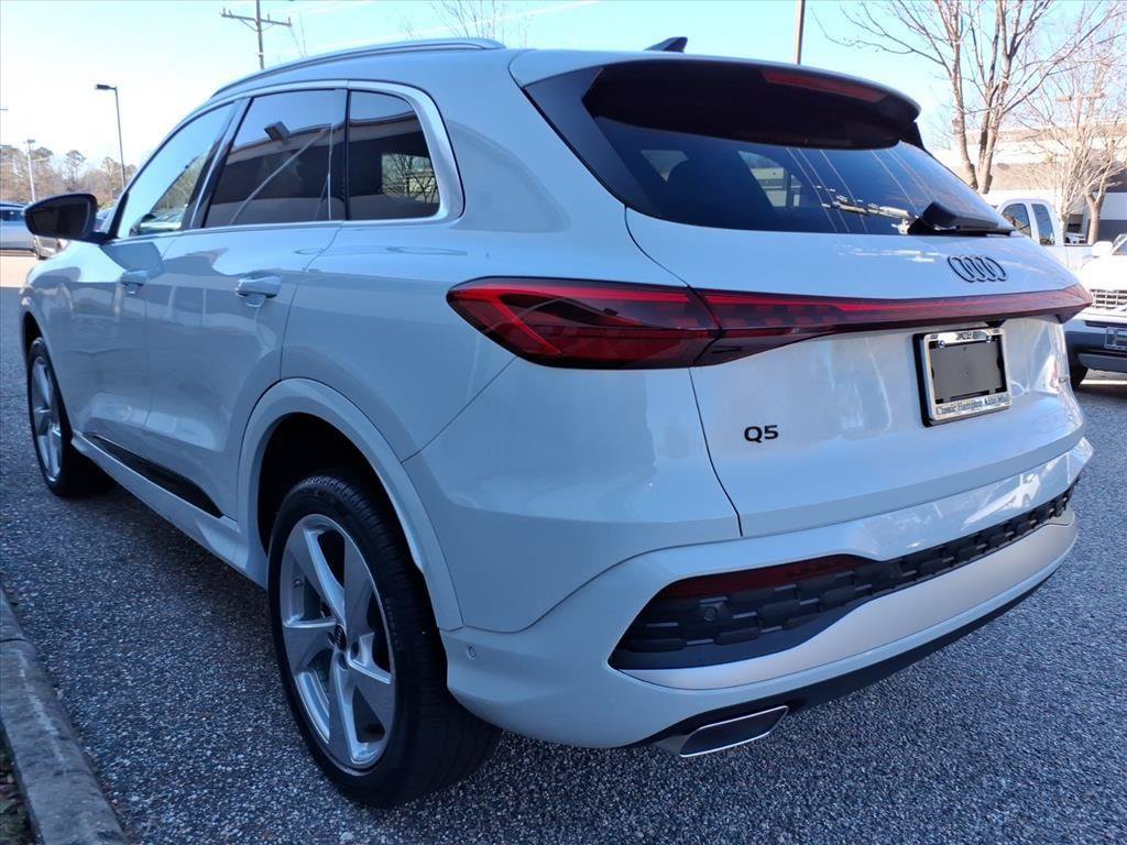 Used 2025 Audi Q5 Premium Plus AWD/4WD image 4