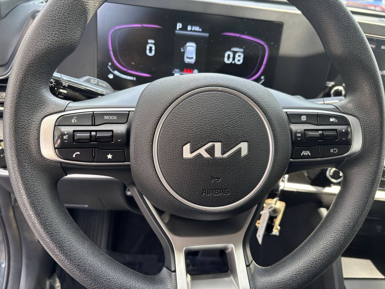 Used 2025 Kia Sportage LX FWD image 25