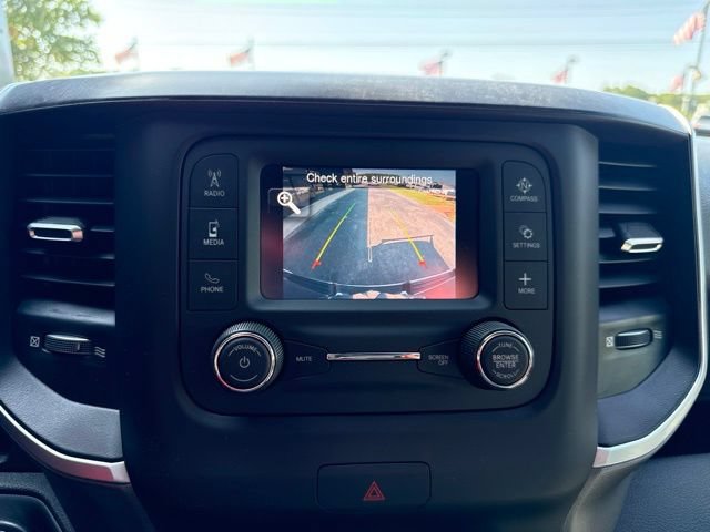 Used 2022 RAM 1500 Big Horn AWD/4WD image 19