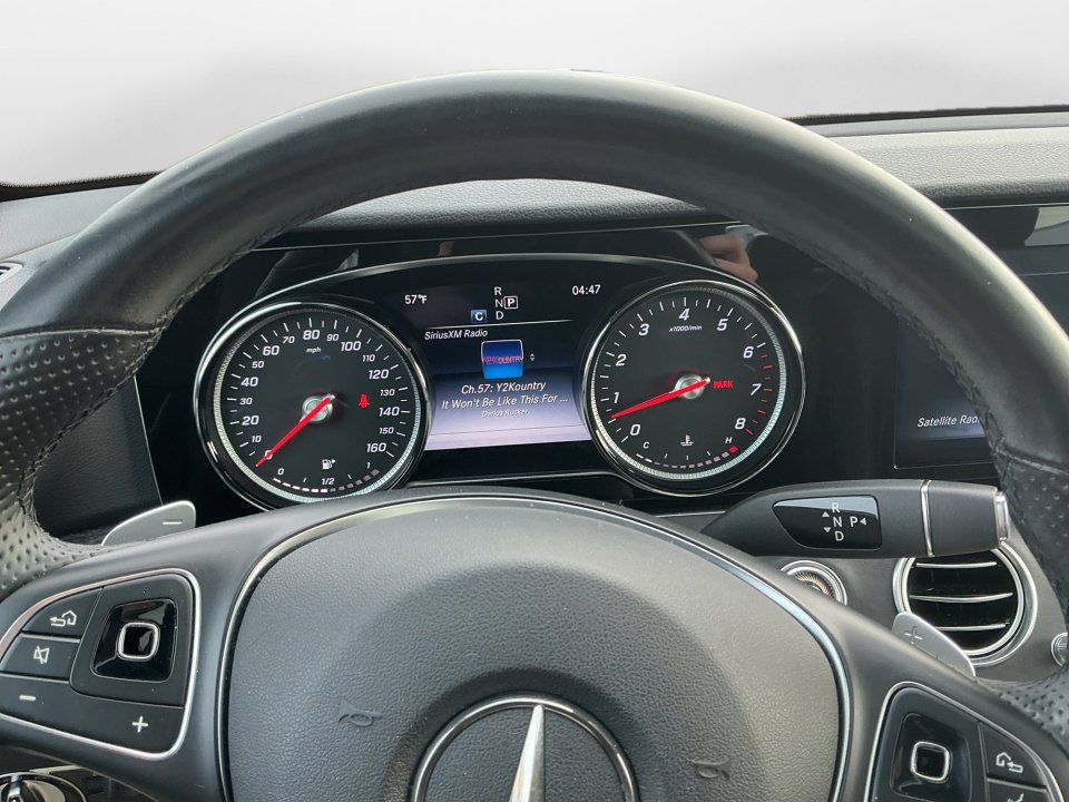 Used 2017 Mercedes-Benz E 300 4MATIC image 14