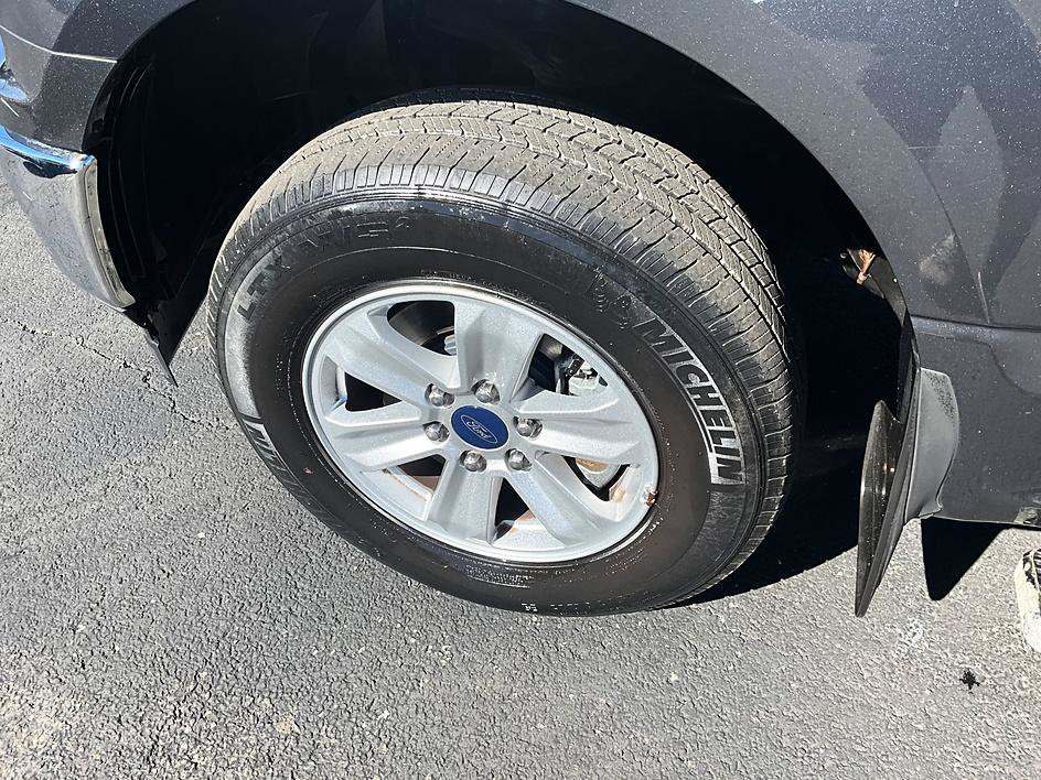 Used 2018 Ford F150 XLT w/ Trailer Tow Package AWD/4WD image 11