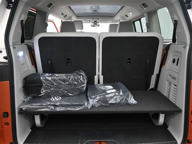 New 2025 Volkswagen ID. Buzz 1st Edition image 27