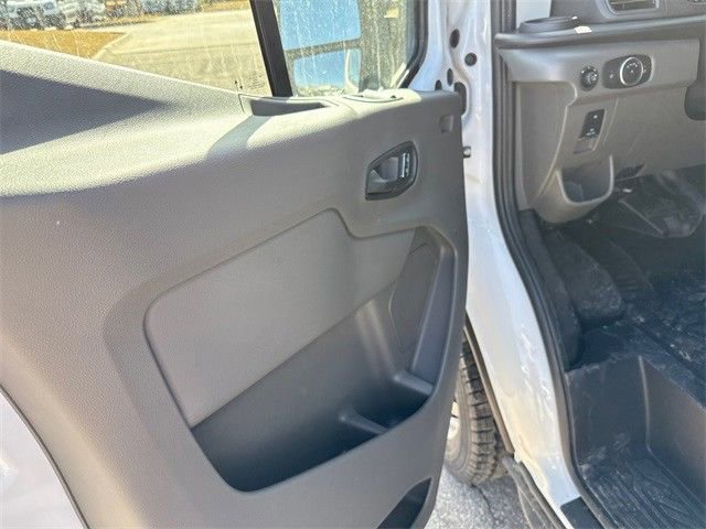 New 2025 Ford Transit 250 Low Roof image 8