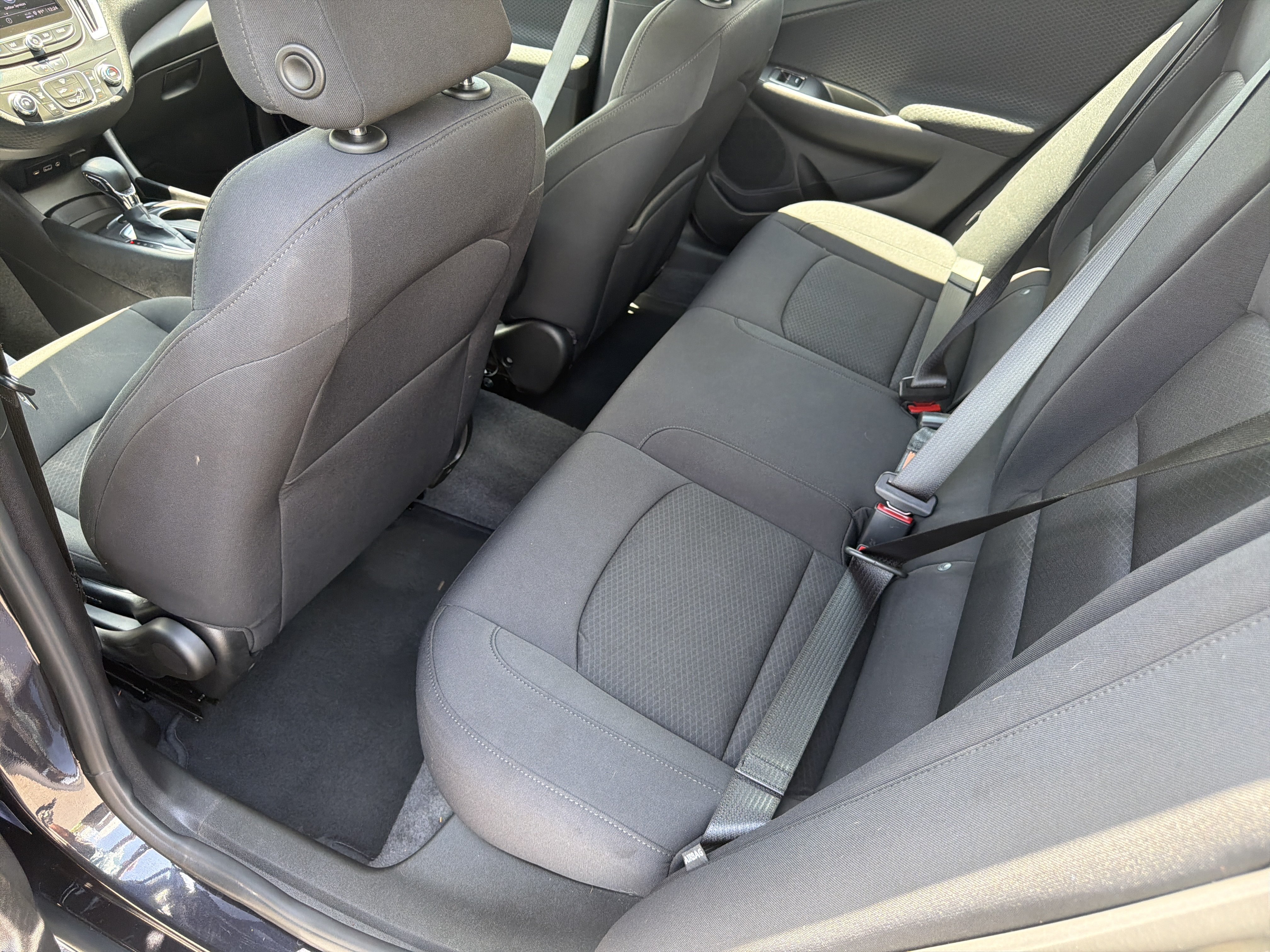Used 2023 Chevrolet Malibu LS FWD image 26