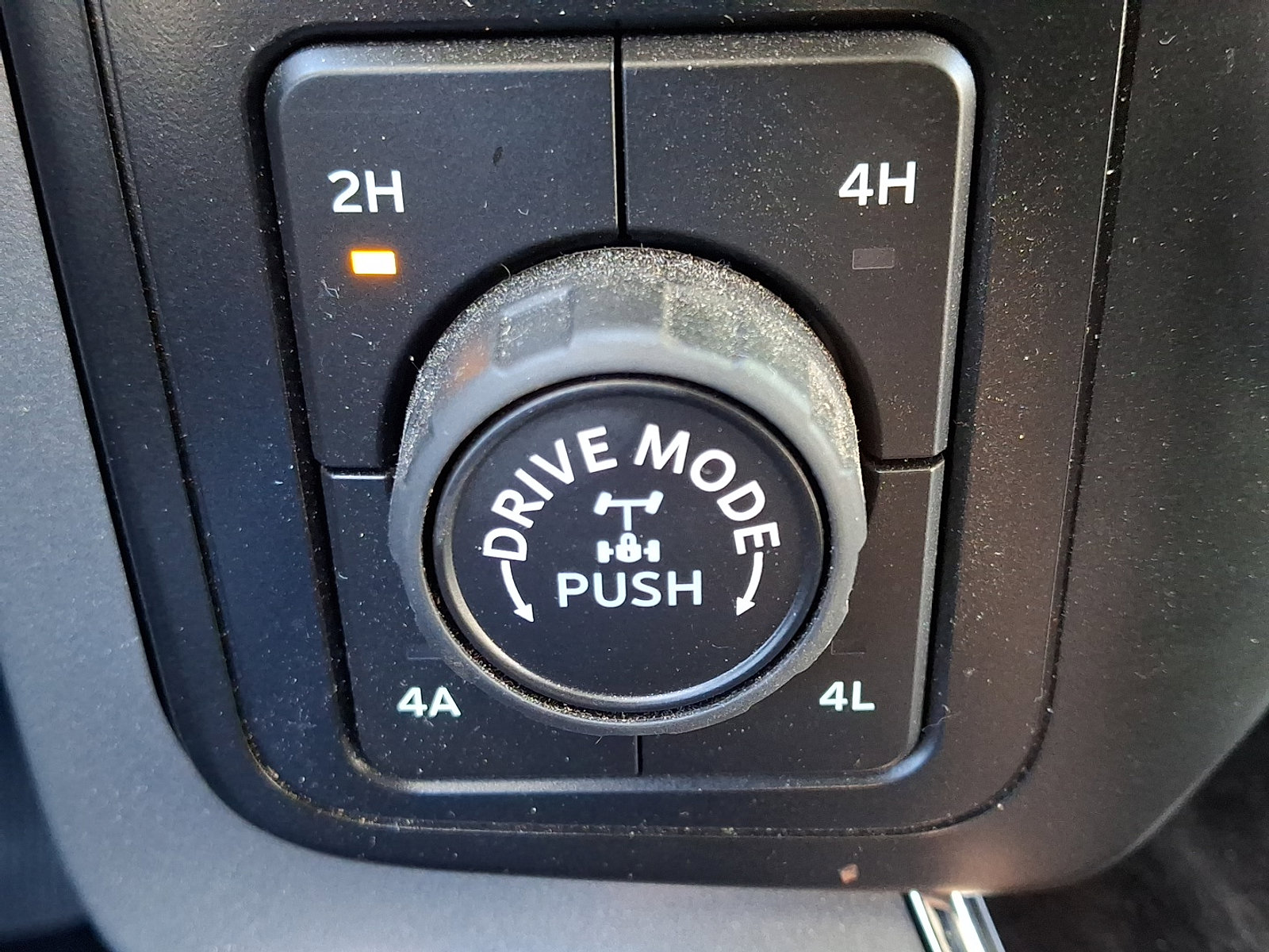 Certified 2022 Ford F150 Lariat w/ Equipment Group 502A High image 26