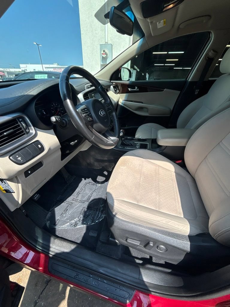 Used 2016 Kia Sorento FWD w/ LX Convenience Package image 12