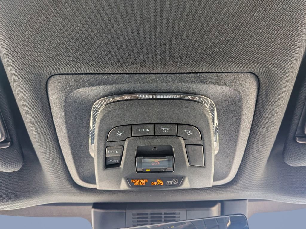 Used 2023 Subaru Solterra AWD image 27