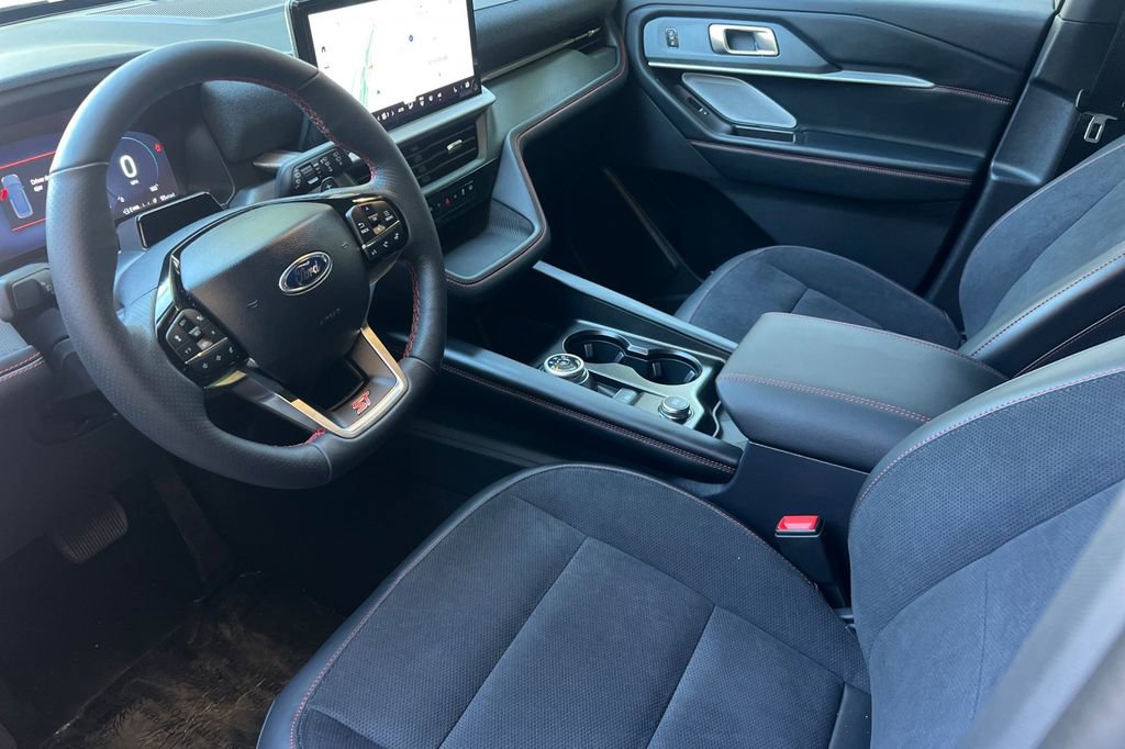 New 2026 Ford Explorer ST w/ Sun And Sound Package image 8