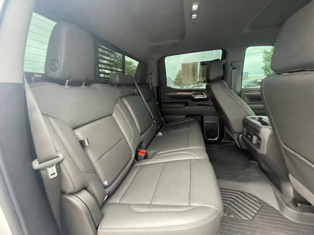 Used 2026 Chevrolet Silverado 1500 RST AWD/4WD image 27