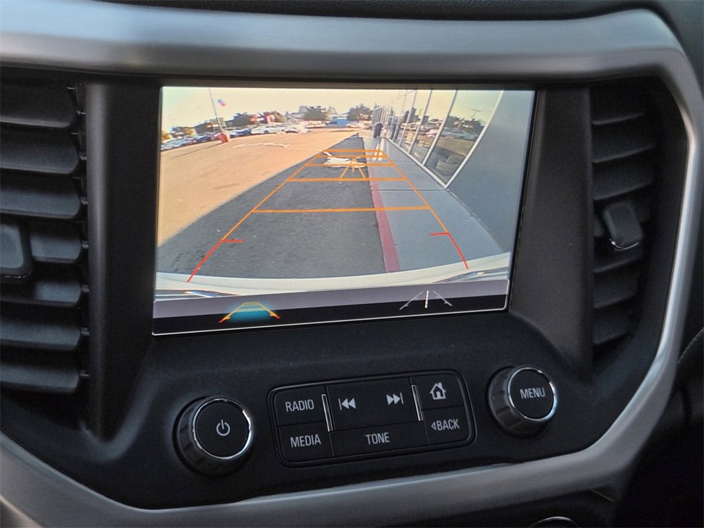 Used 2017 GMC Acadia SLT image 21