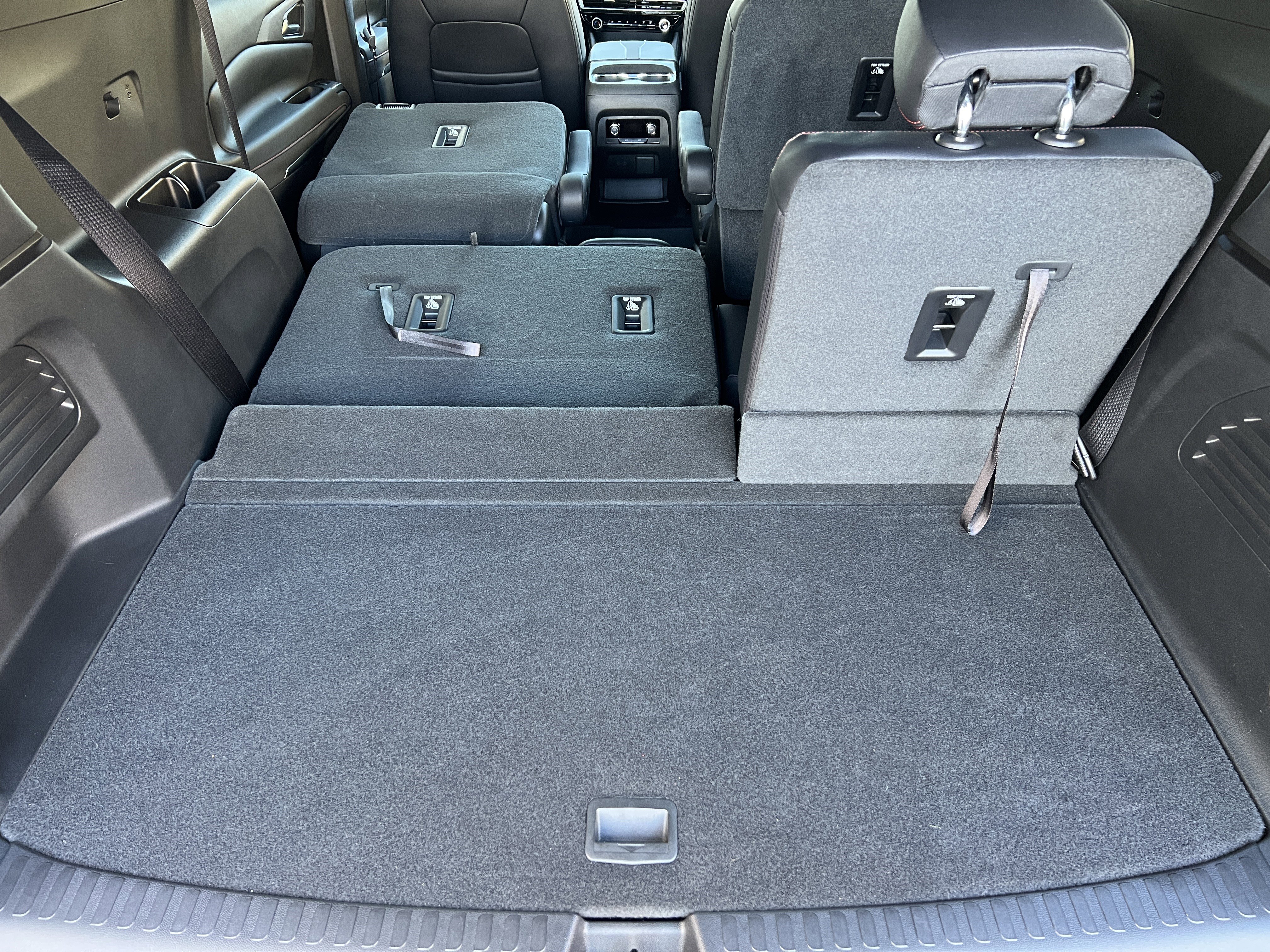 Used 2025 Chevrolet Traverse Z71 w/ Enhanced Driving Package image 21