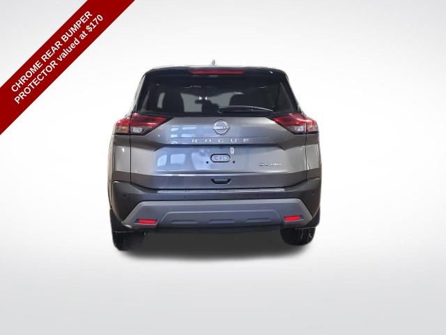 Used 2022 Nissan Rogue SV image 4
