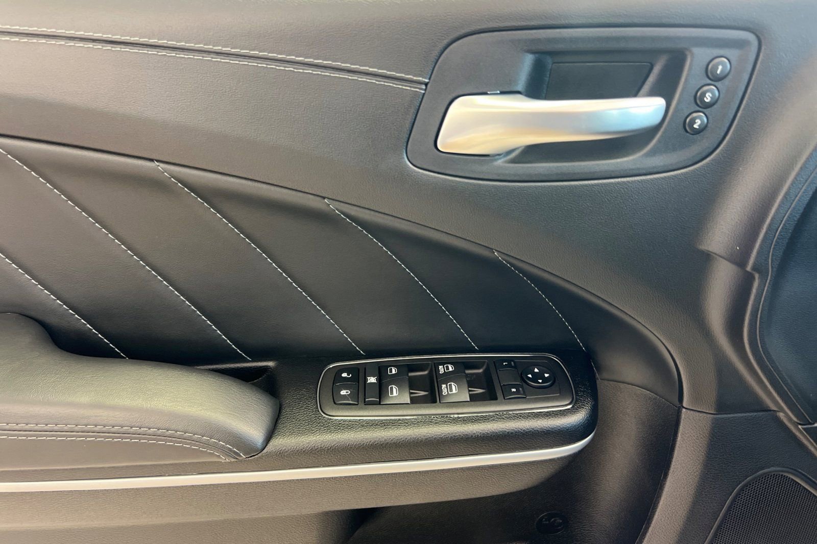 Used 2022 Dodge Charger Scat Pack image 11