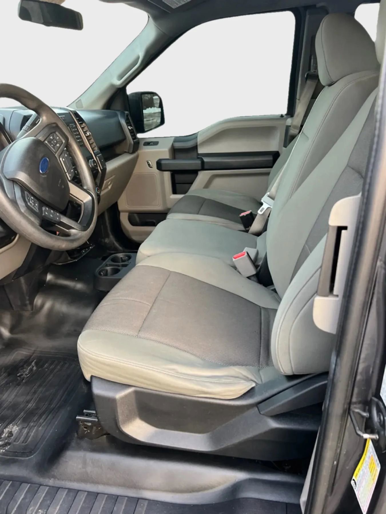 Used 2016 Ford F150 XL w/ Equipment Group 101A Mid image 8