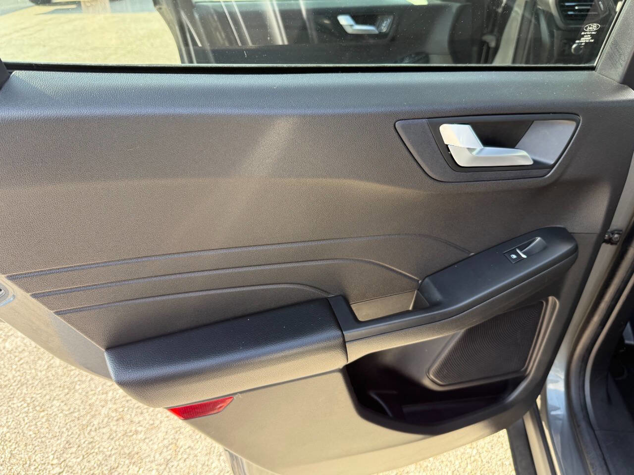 Used 2024 Ford Escape ST-Line w/ Tech Pack #1 FWD image 13