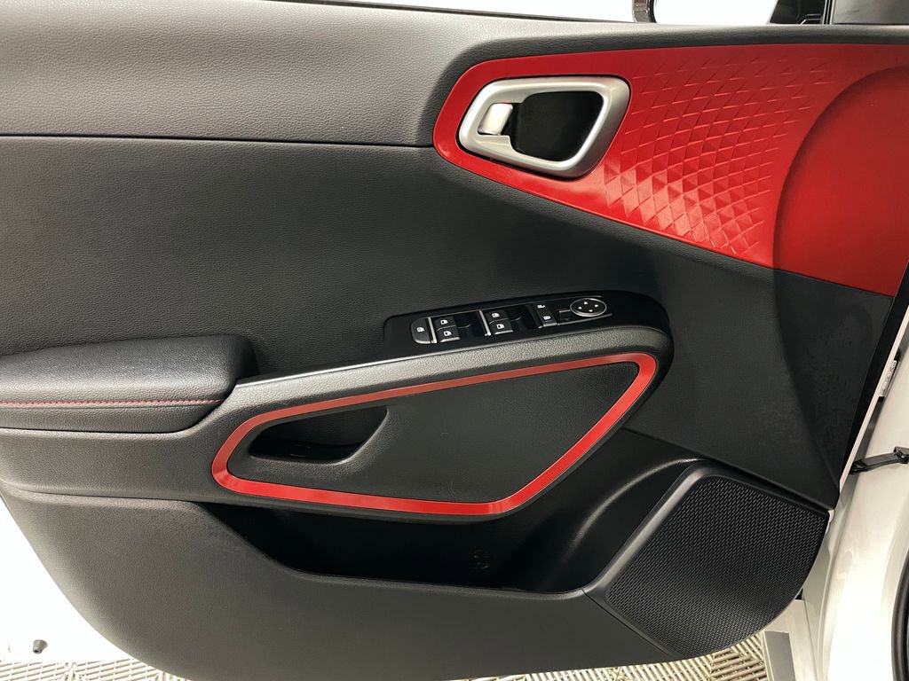 Used 2025 Kia Soul GT-Line FWD image 21
