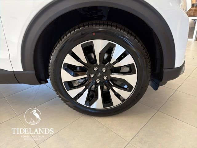 New 2026 Ford Explorer Platinum w/ LUX Leather Package image 32