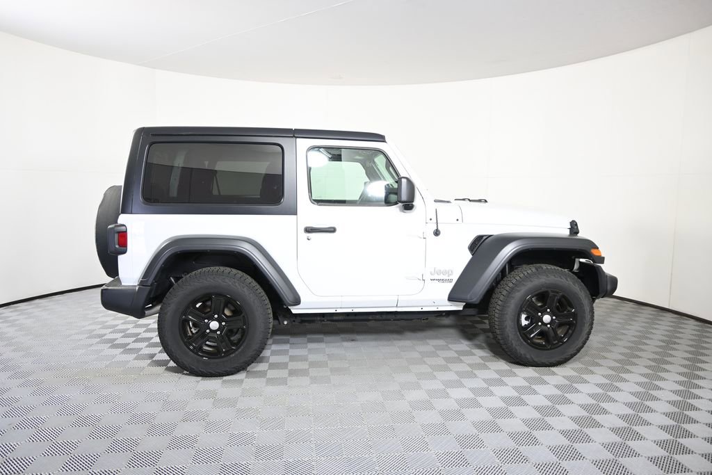 Used 2020 Jeep Wrangler Sport AWD/4WD image 7