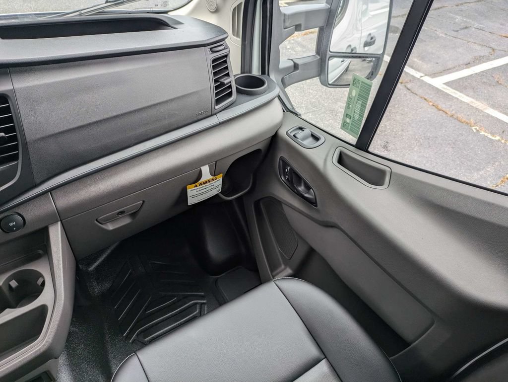 New 2027 Ford Transit 250 148 Medium Roof w/ Load Area Protection Package RWD image 17