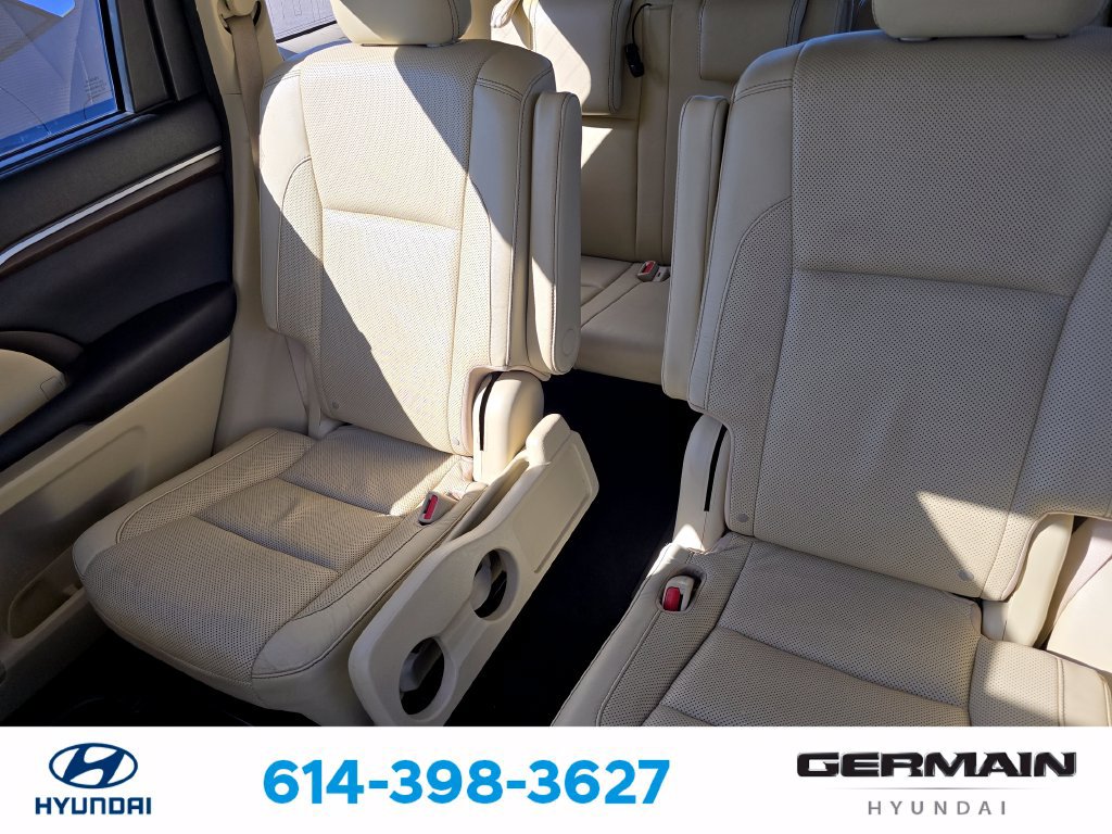 Used 2016 Toyota Highlander Limited AWD/4WD image 19