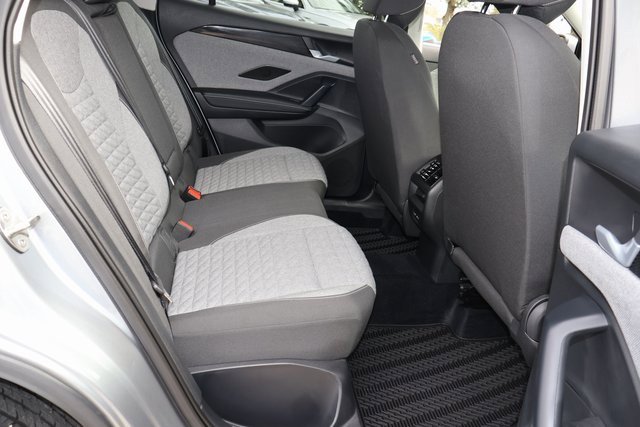 Certified 2025 Volkswagen Tiguan S image 18