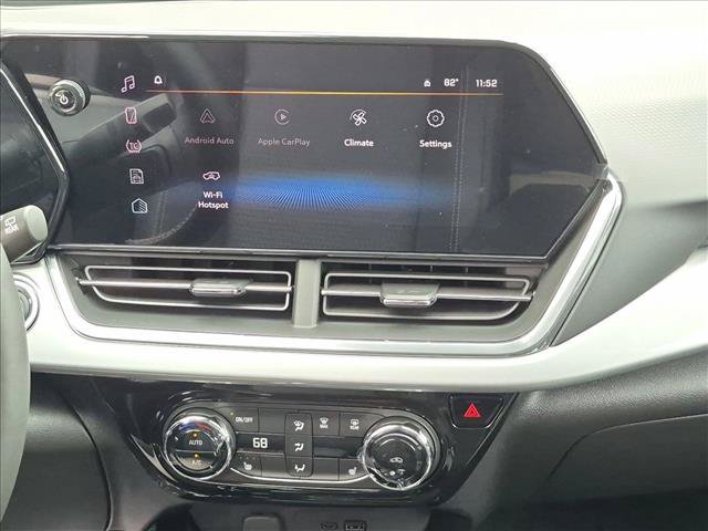 New 2026 Chevrolet Trax LT w/ LT Convenience Package FWD image 12