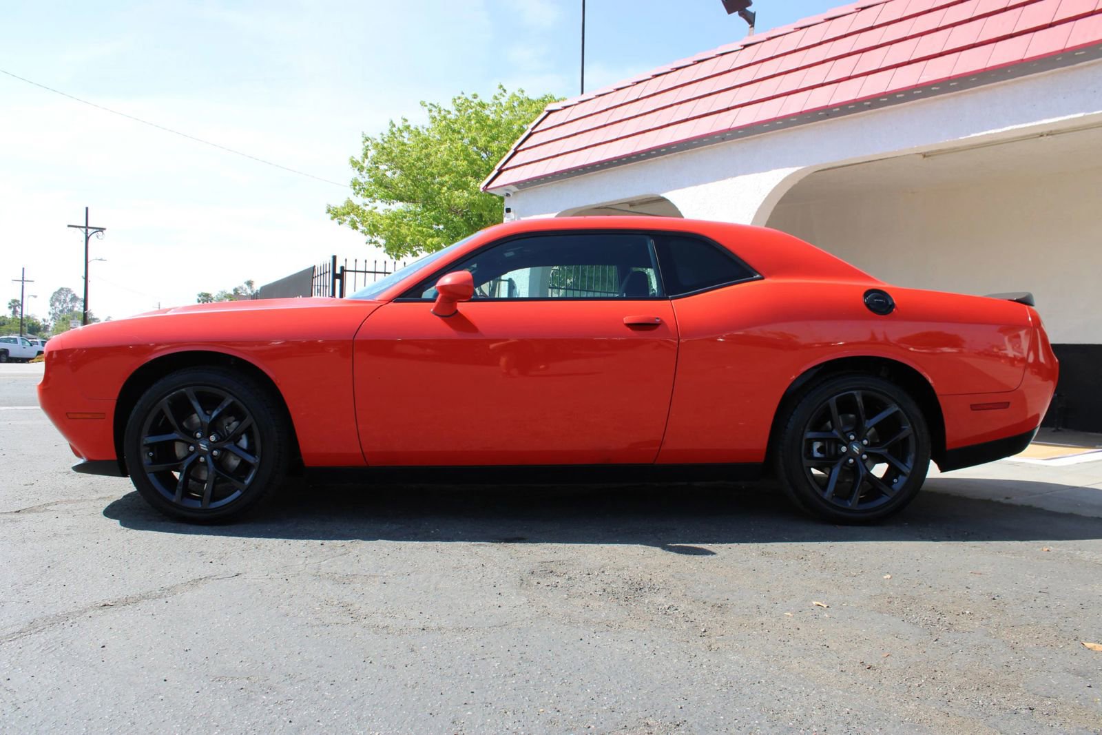 Used 2022 Dodge Challenger SXT w/ Blacktop Package image 33