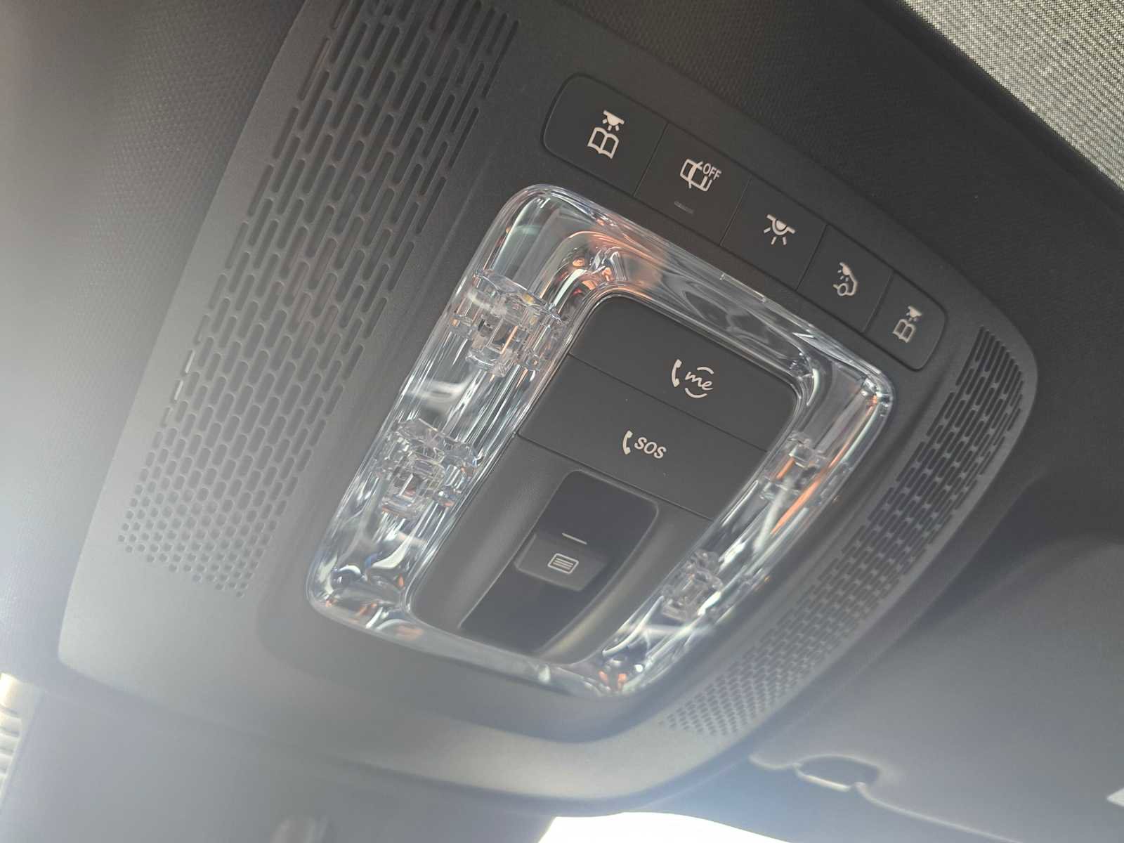 Used 2024 Mercedes-Benz GLB 250 image 35