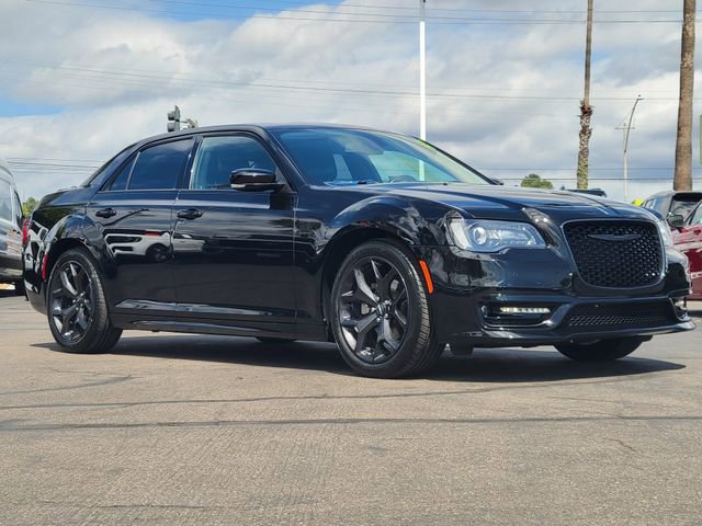 Used 2022 Chrysler 300 Touring L w/ Popular Equipment Group RWD image 31