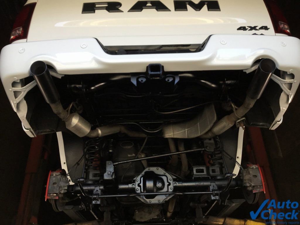 Used 2018 RAM 1500 Sport image 12