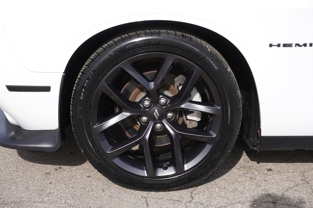 Used 2021 Dodge Challenger R/T w/ Blacktop Package image 10