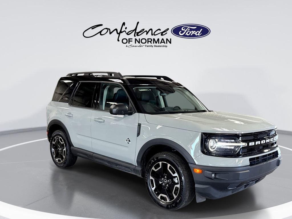Used 2023 Ford Bronco Sport Outer Banks image 11
