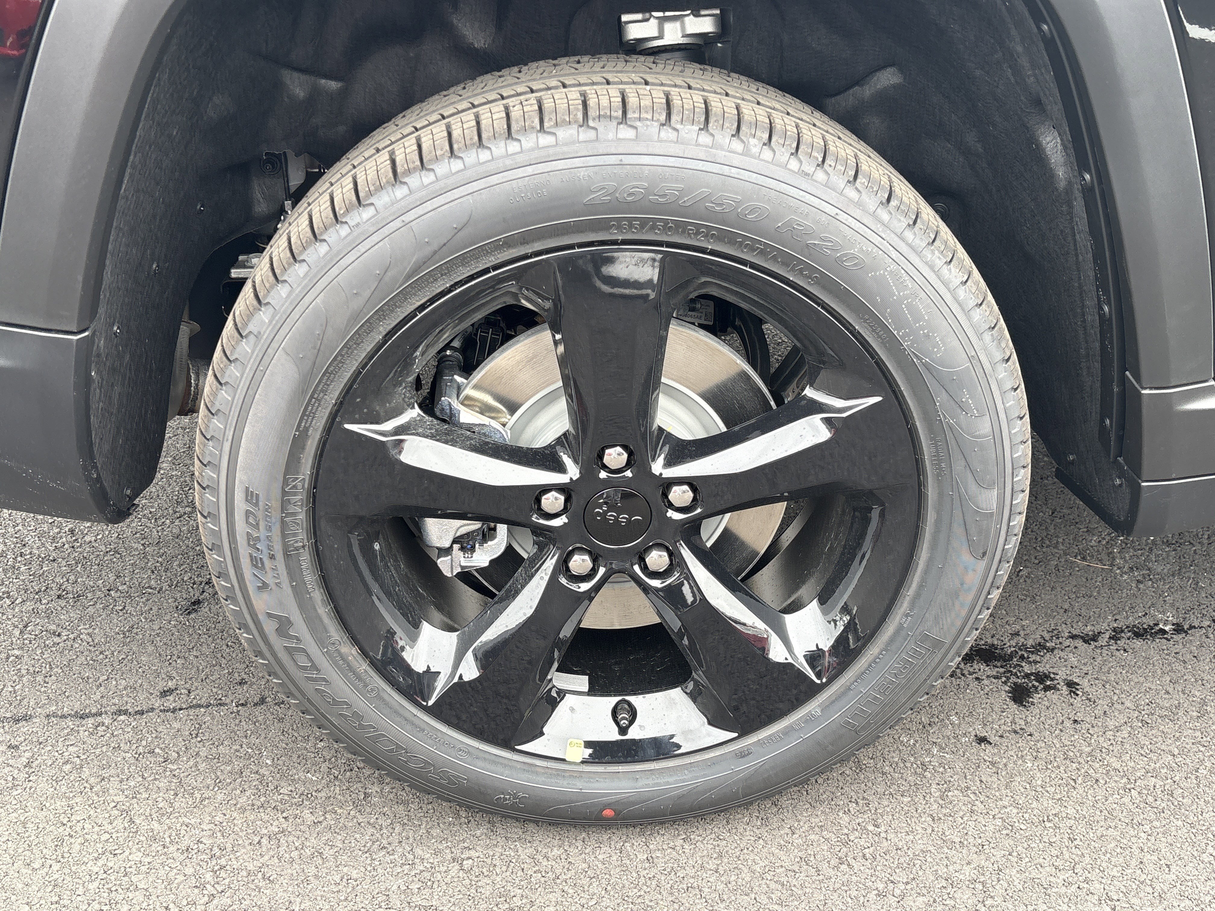 New 2025 Jeep Grand Cherokee L Limited w/ Black Appearance Package image 7