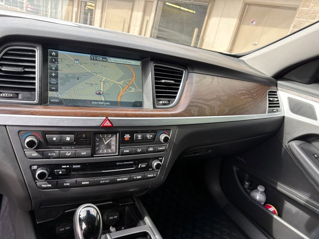 Used 2017 Genesis G80 3.8 w/ Option Group 03 image 17