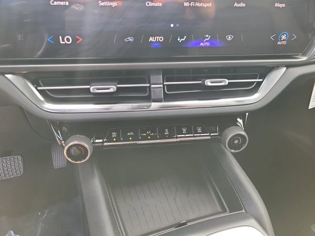 New 2026 Chevrolet Equinox EV LT w/ LPO, Blackout Package image 33