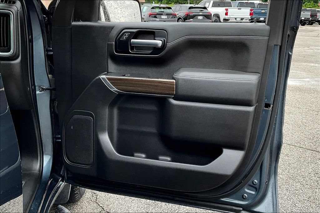 Used 2019 Chevrolet Silverado 1500 RST w/ True North Edition AWD/4WD image 20
