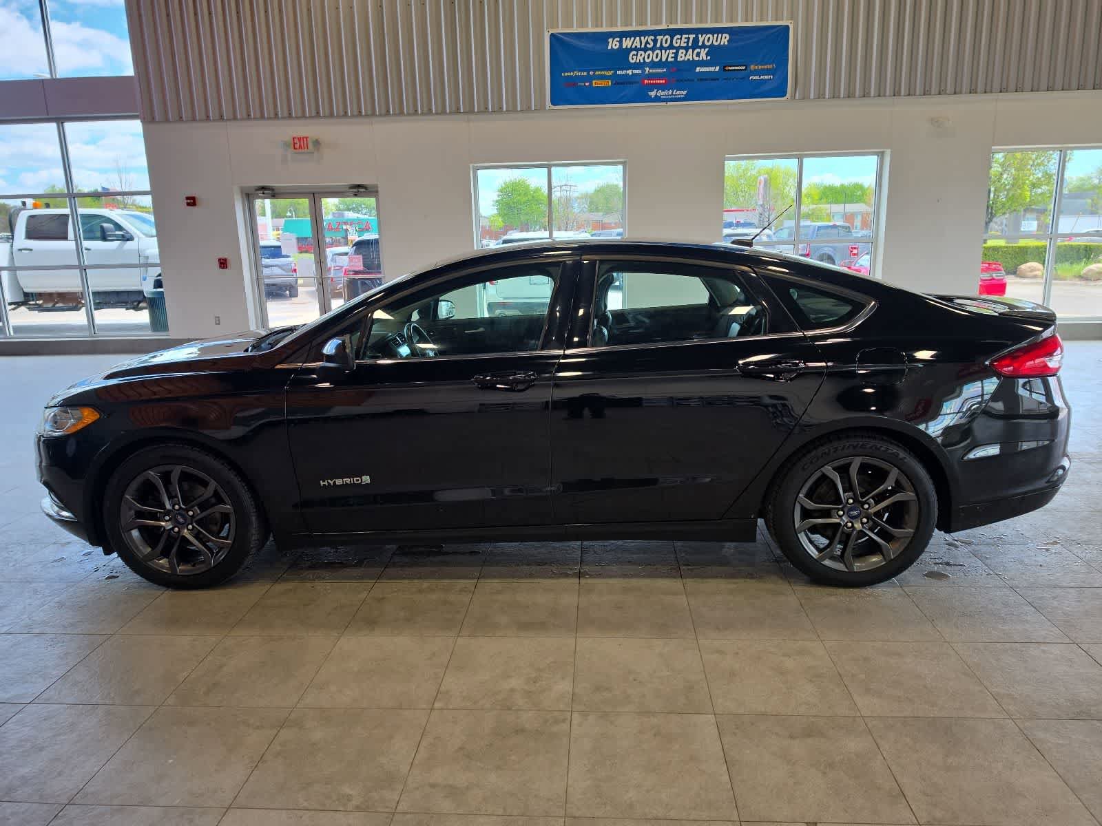 Used 2018 Ford Fusion SE w/ Equipment Group 601A FWD image 42