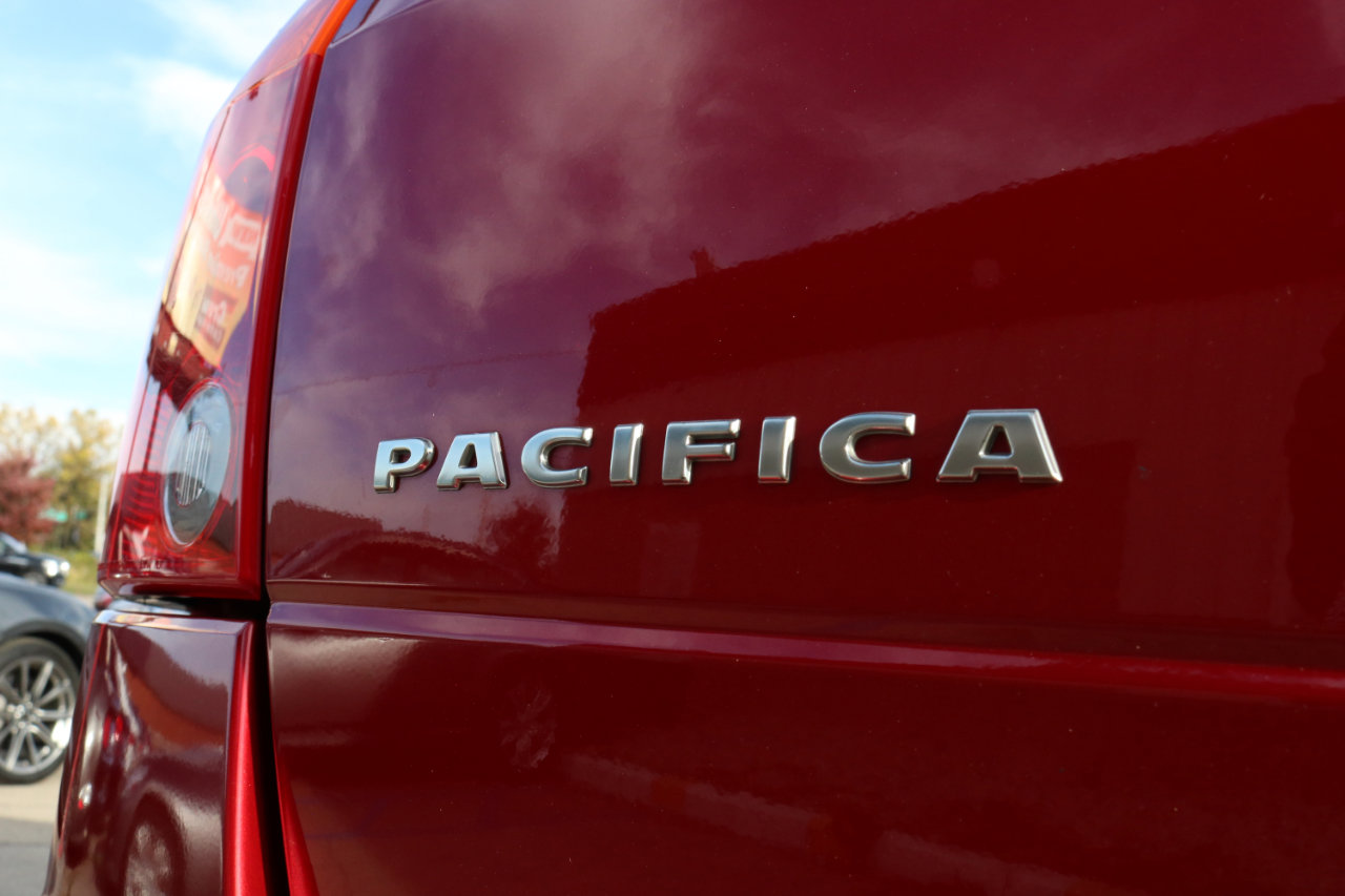 Used 2004 Chrysler Pacifica AWD image 13