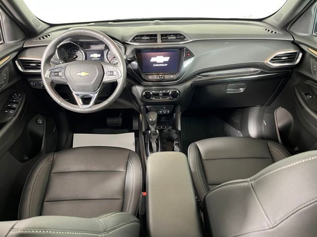 Used 2023 Chevrolet TrailBlazer ACTIV w/ Sun and Liftgate Package AWD/4WD image 40