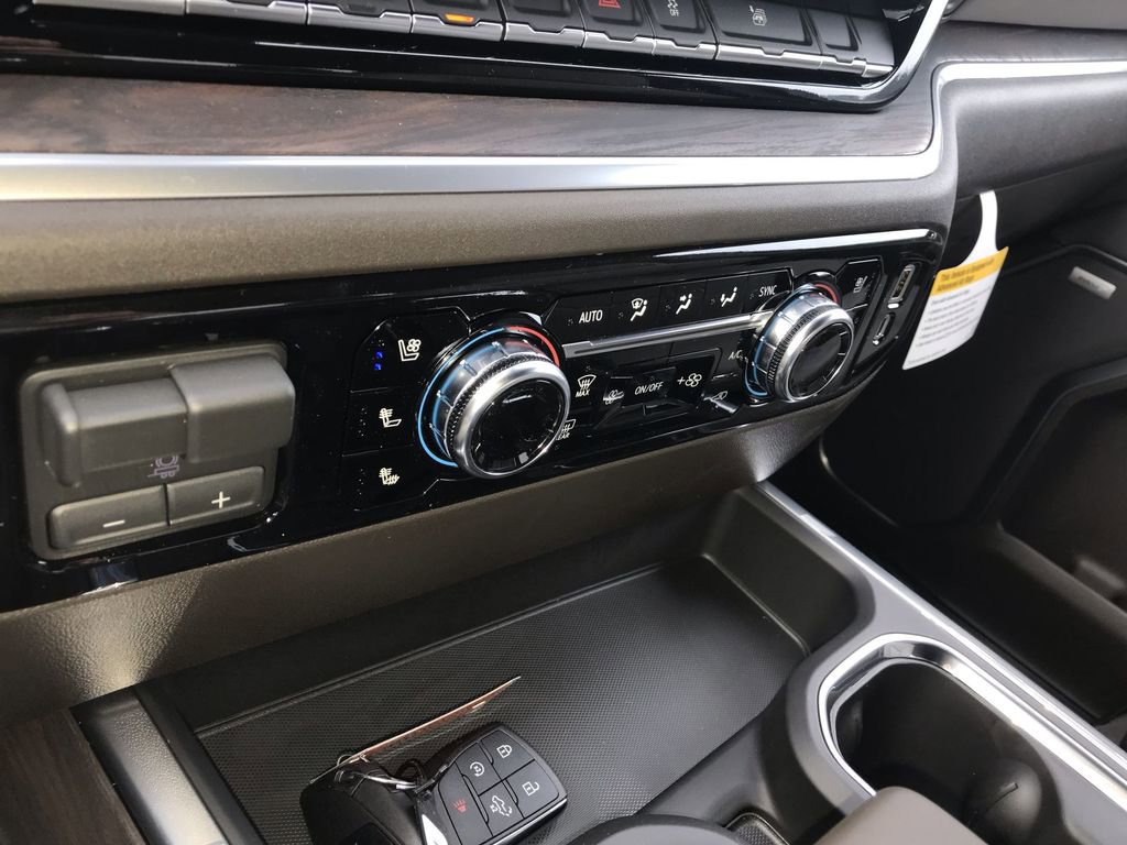 New 2026 GMC Sierra 1500 SLT w/ SLT Convenience Package AWD/4WD image 19