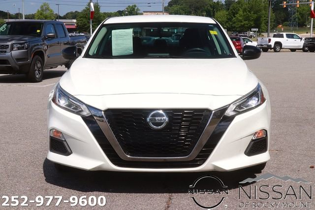 Used 2019 Nissan Altima 2.5 SR FWD image 2
