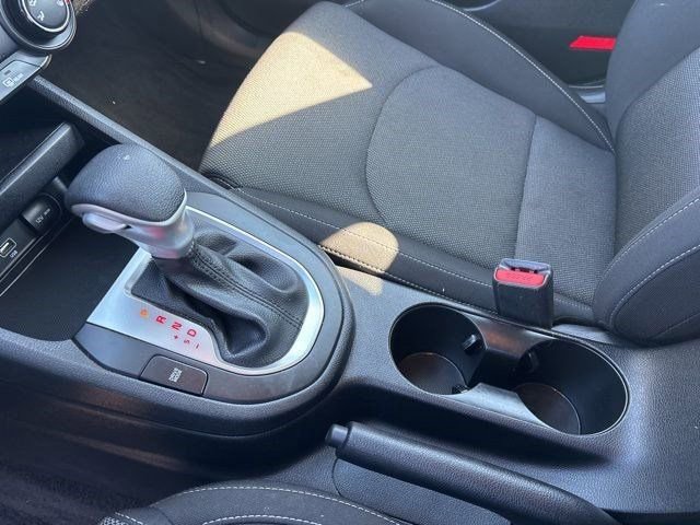 Used 2023 Kia Forte LXS w/ LXS Technology Package image 24