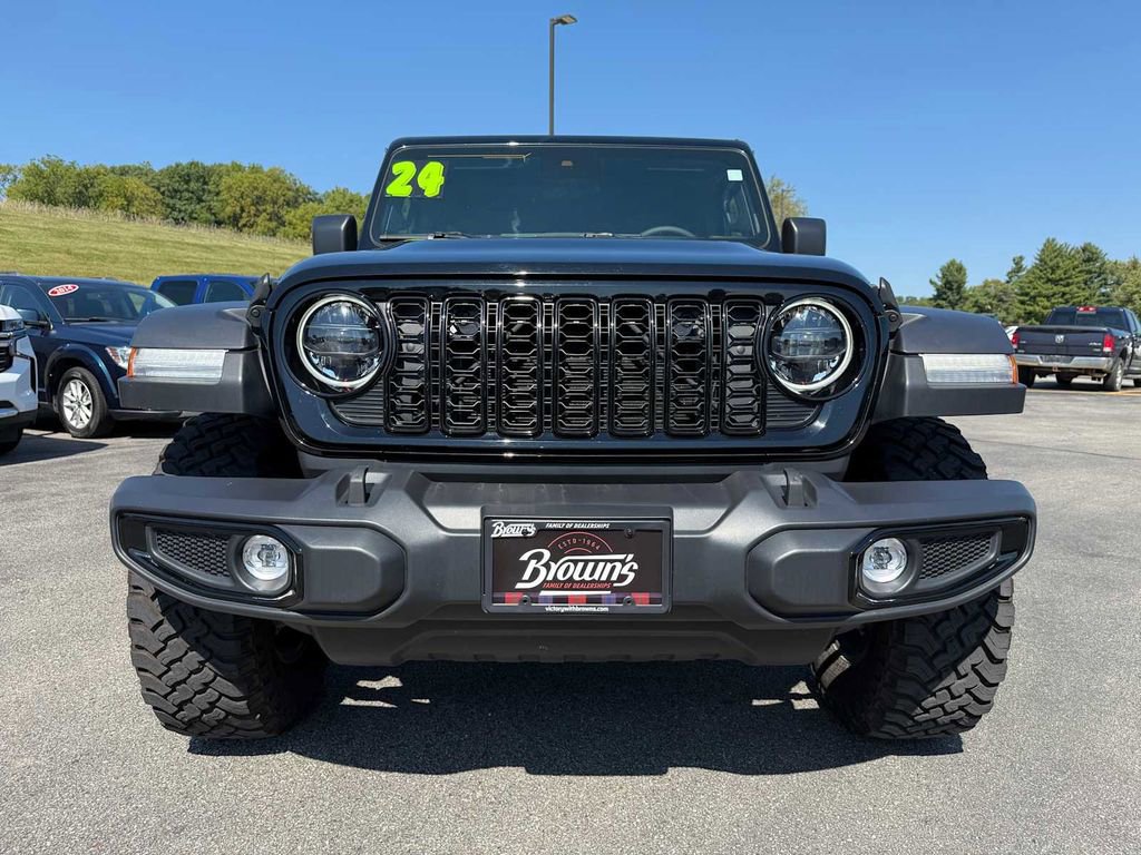 Used 2024 Jeep Wrangler Willys image 2
